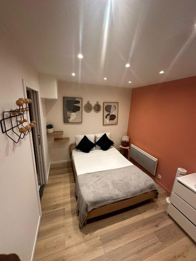 Modern And Warm Fully Renovated Split Level Apart Steps Away From The Grands Boulevard Leilighet Paris Eksteriør bilde